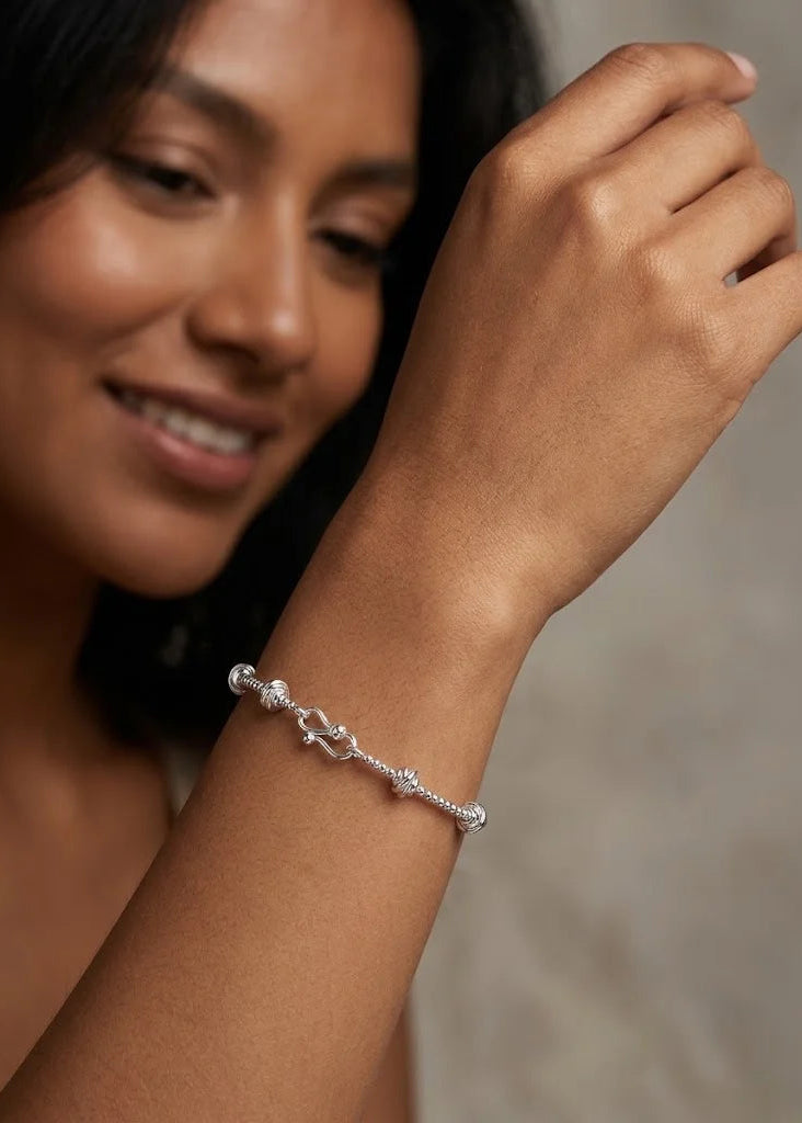 Pulsera de plata - Efecto Nudo